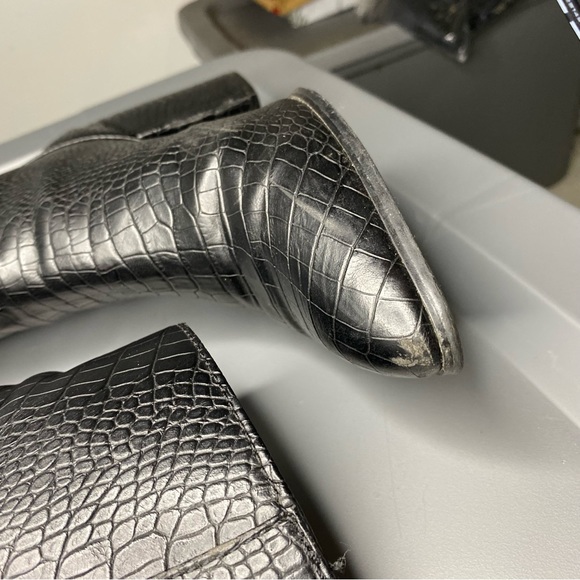 Steve Madden Jillian Croc Embossed Black PU Leather Pointy Toe Ankle Boots 9.5 - Picture 9 of 12